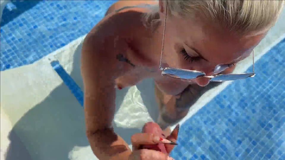 Jane Davi - Verboten - Riskanter Spontanfick am Pool 1080P - Mdh