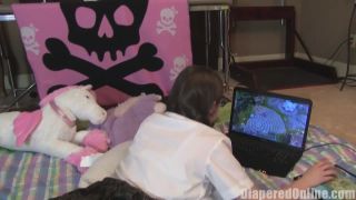 Diaperedonline2Rainbow Rainbow Playing Video Games-6