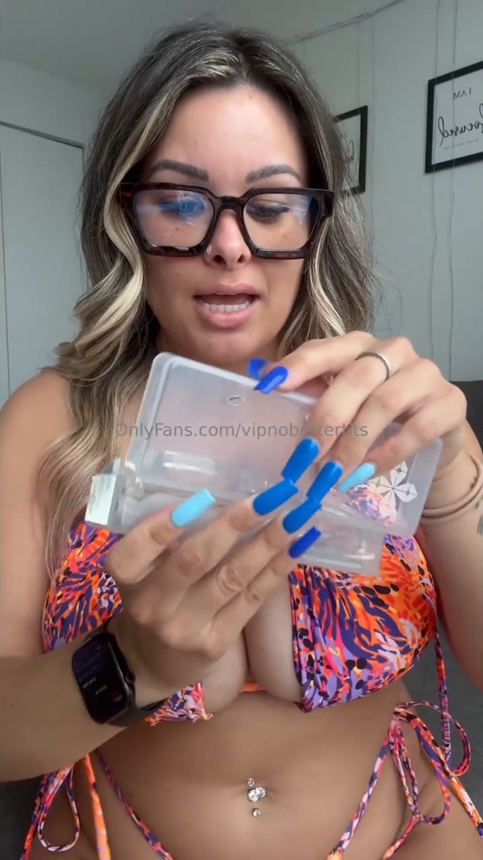 [K2S.CLUB] Sophie Chanel (Vipnobettertits) - Bikini Titty Tuesday - FullHD 1080P