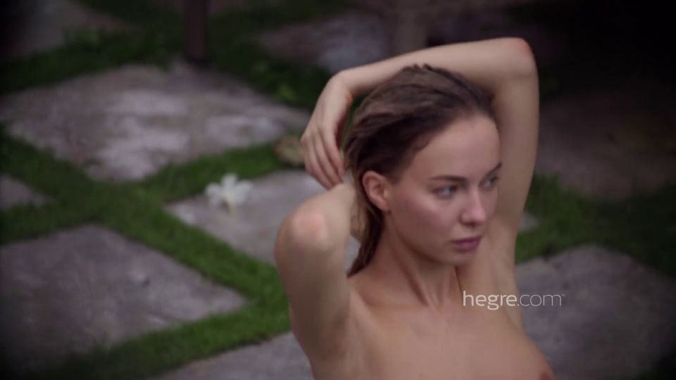 7172 Natalia A - Shooting Naked in Bali in HD