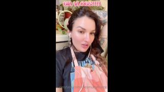 giaisabellaxx H265 2023-01-10 the unthinkable happened  i was a victim of a heinous incident  this is my story  Pre-6