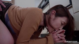 Reducing Mosaic ROE-395 『この家、平日は主婦一人で中出し可』 玄関マーキングされた人妻 ふと、ポストの下を覗けば…。『日中、女ひとり』、『即ヤレる』危険なマークで埋め尽くされて―。 葉月保奈美-5