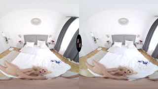 Mothers Boobs Charm Tori Cummings 27 - 12 - 2022 - Fake tits-9