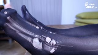Foot Growth Dream Becomes A Reality (Giantess, Huge Feet, Growing Feet-7
