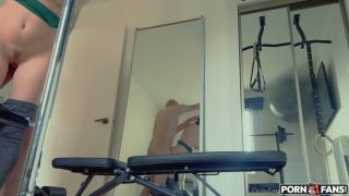 Ummmbrella Hot Gym Sex Tape  Young (18+) Ummmbrella-9