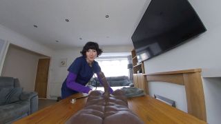 Ellie & Tegan - Non-Smoking Friend.-2