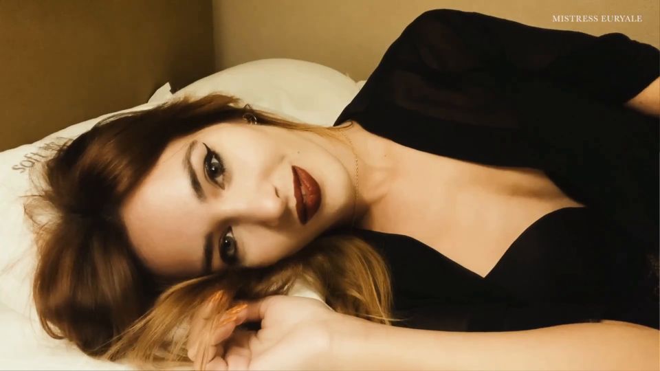 Pillow talk with the Castratrix.