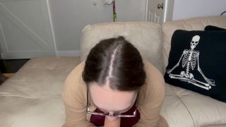 Divinebabe – Ur Friends Awkward Mom.-0