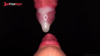 CLOSE UP BEST Bottom View CONDOM BLOWJOB She BROKE the CONDOM and STARTS PLAYING with CUM ASMR 4K-3