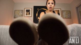 Foot Freak Ignore (High Heels porn)-5