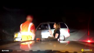 Roadside  Teen Fucks The Roadside Assistance Outdoors.-1
