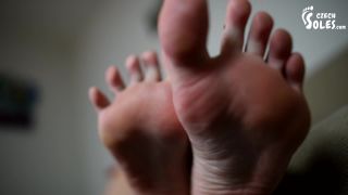 Czech Soles - Forced Foot Worship From His Own Wife Sex C...-9
