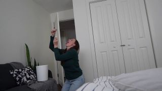 yogabella step-Mom Drinks step-Son's Condoms-3