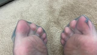 adult clip 42 Custom Worship my Toes and my Pussy, brother foot fetish on fetish porn -3