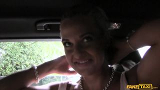 Married lady sucks and fucks  driver-7