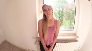  Sarah Secret – Groessere Chance mit Creampie-Muschi Perverse Wohnungsbesichtigung in Hamburg, milf on milf porn-1