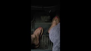 hardcore Crystal Paris Crystal Paris aka one.lonely.foot - 08-14-2024 OnlyFans Video - Jerk as I drive video-0