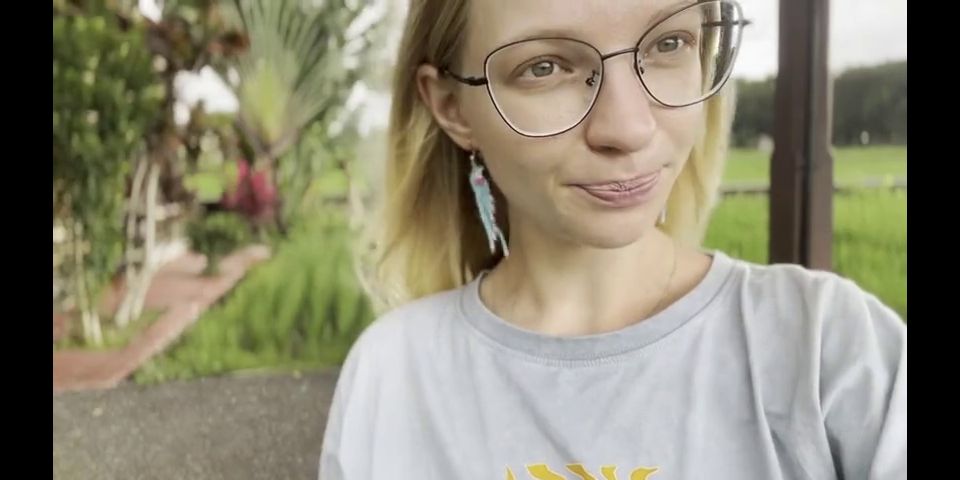 Hd Porn 5 reasons why you should get COLLARED