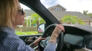 StarsfetishfantasiesLola's Brake Failure-2