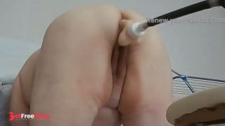the neighbors pussy squirts powerfully from sex with a sex machine-6
