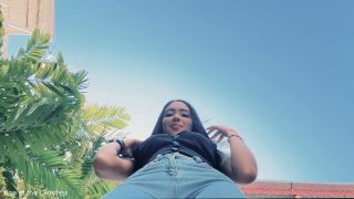 Rise Of The Giantess: Sweep Them All Away Giantess Serena.-1
