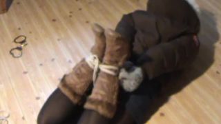 JuliettesAbductions hogtied in winterclothesMem2 (mp4)-6