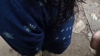 Bhabhi booked on the road for 500pees and fucked at home  supe....-1