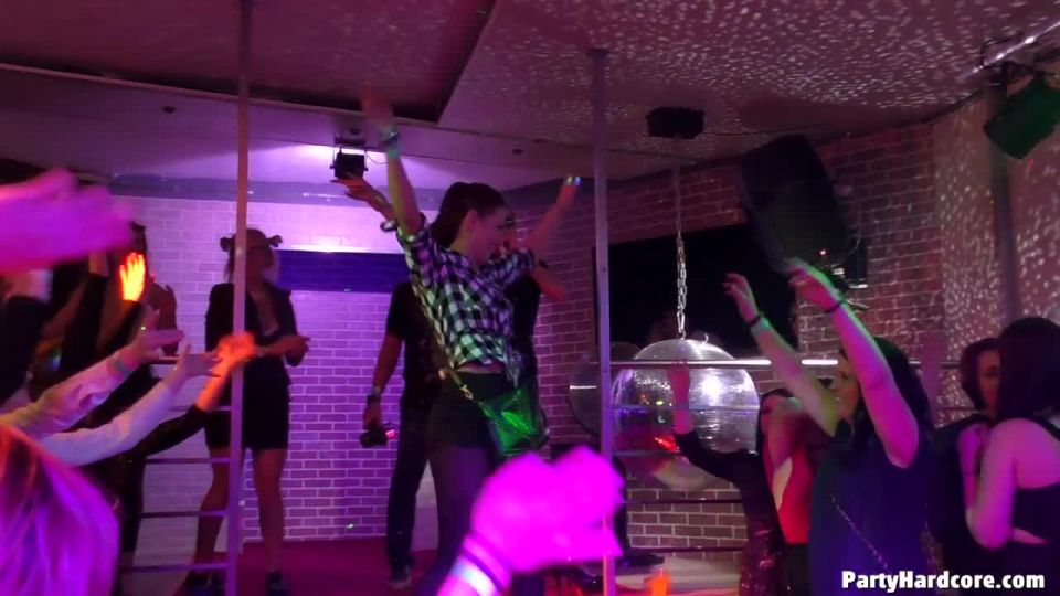 Porn tube Party Hardcore Gone Crazy Vol. 40 Part 6 — Cam 3