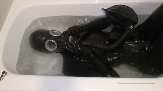 [GetFreeDays.com] Gas Mask And Rebreather Bags Underwater Part 2 Of 2 latex doll porn-1