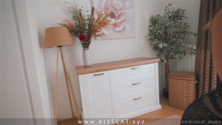 Kisskat 0Hri6rmrbzaom1pvwaltn Source-6