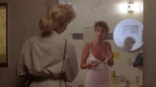 Sherilyn Fenn, Kristy McNichol – Two Moon Junction (1988) HD 1080p - (Celebrity porn)-2