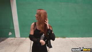 Stripper Shows Ass for Cash Koco Chanel 13-10-2022 - Facial-1