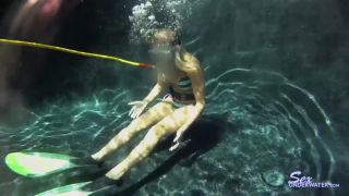 SexUnderwater e0452 Sunny Scuba Training (mp4)-2