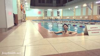 Jeny Smith - An early morning at a GYM - 24 July 2021-8