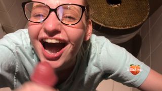 Onlyfans - Delilah Cass Public Gym Teasing Amp Bathroom Sex Facial - 2025 - Exclusive-9