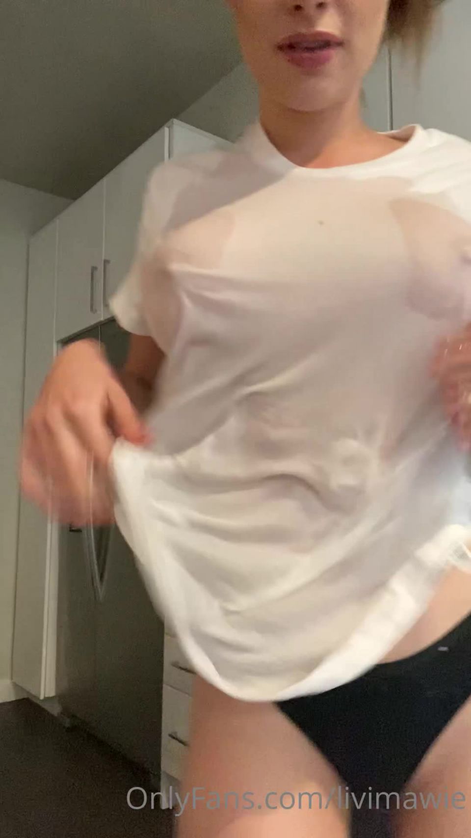 free video 6 liviblondie 20-08-2020-736322600-Wet t shirt fun titties out and bouncing - liviblondie - teen 