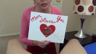 Mrs Mischief - Moms Homemade Valentine-2