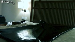 MISS XI- Latex Vacbed Sex Clip Video Porn Download Mp4-7