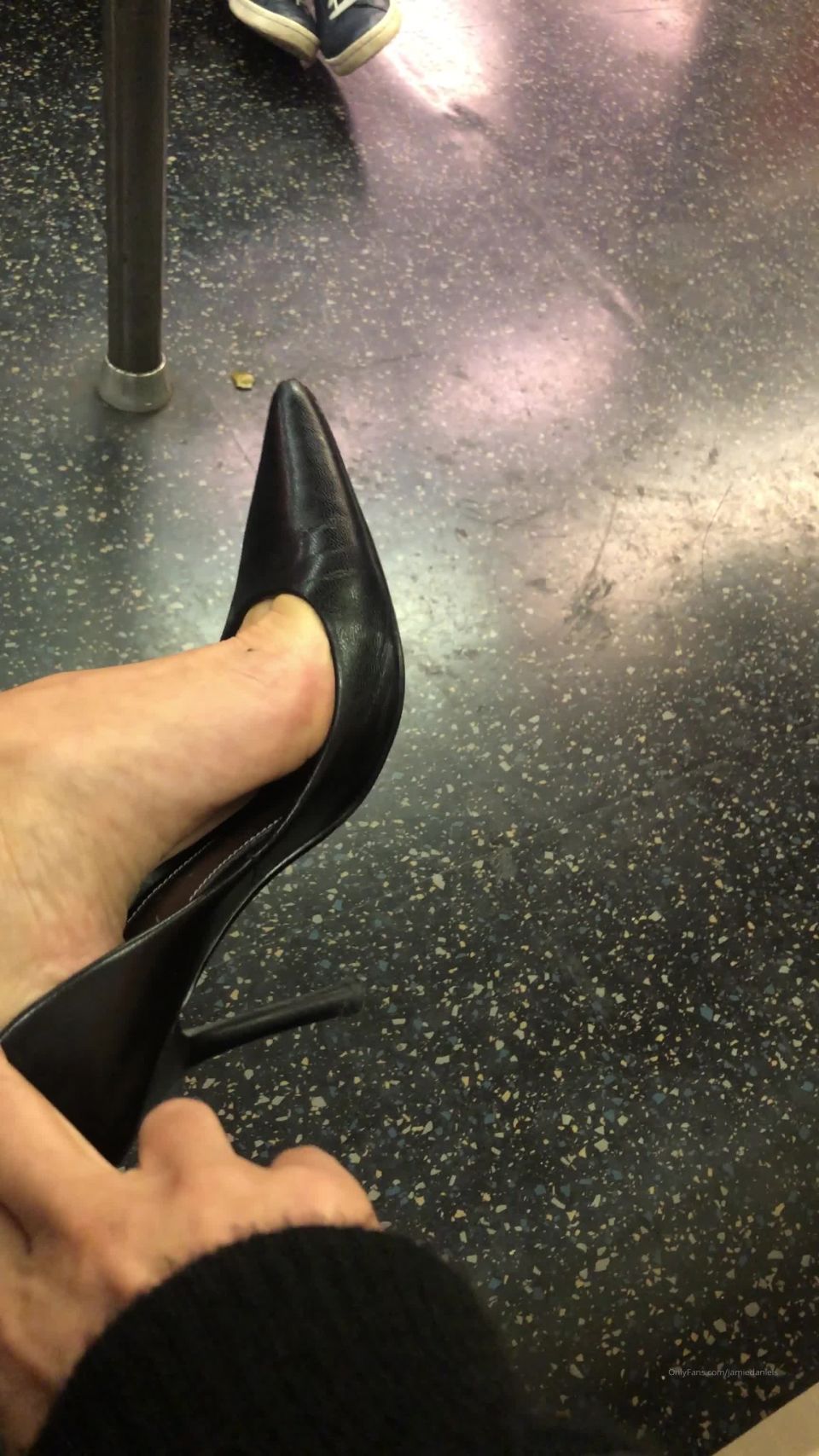 Jamiedaniels - so many loved my shoe dangle in the subway videos here is one from a few months back befo 14-08-2020