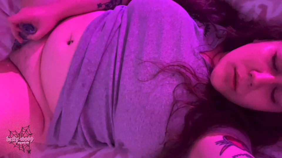 BBW Mommy Talks You Through Orgasm  Betty Woop.