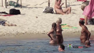 xxx video 44 xxx sex hardcore hd hardcore porn | Gorgeous nude teen with a nice ass sunbathes | beach-0