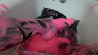 Bad Dolly – Gunge Feet in Tights Foot!-9