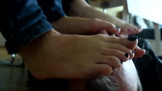 free adult video 15 pretty feet fetish feet porn | Worshiping two insurance agent’s amazing feetON a great deal [Foot Worship] | footjobs-7