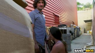 Marta La Croft Marta La Croft Loves to Public Fuck (Brunette girls porn)-3