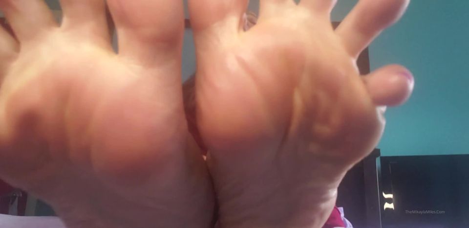 Mikayla Miles - CUM all over my soles.