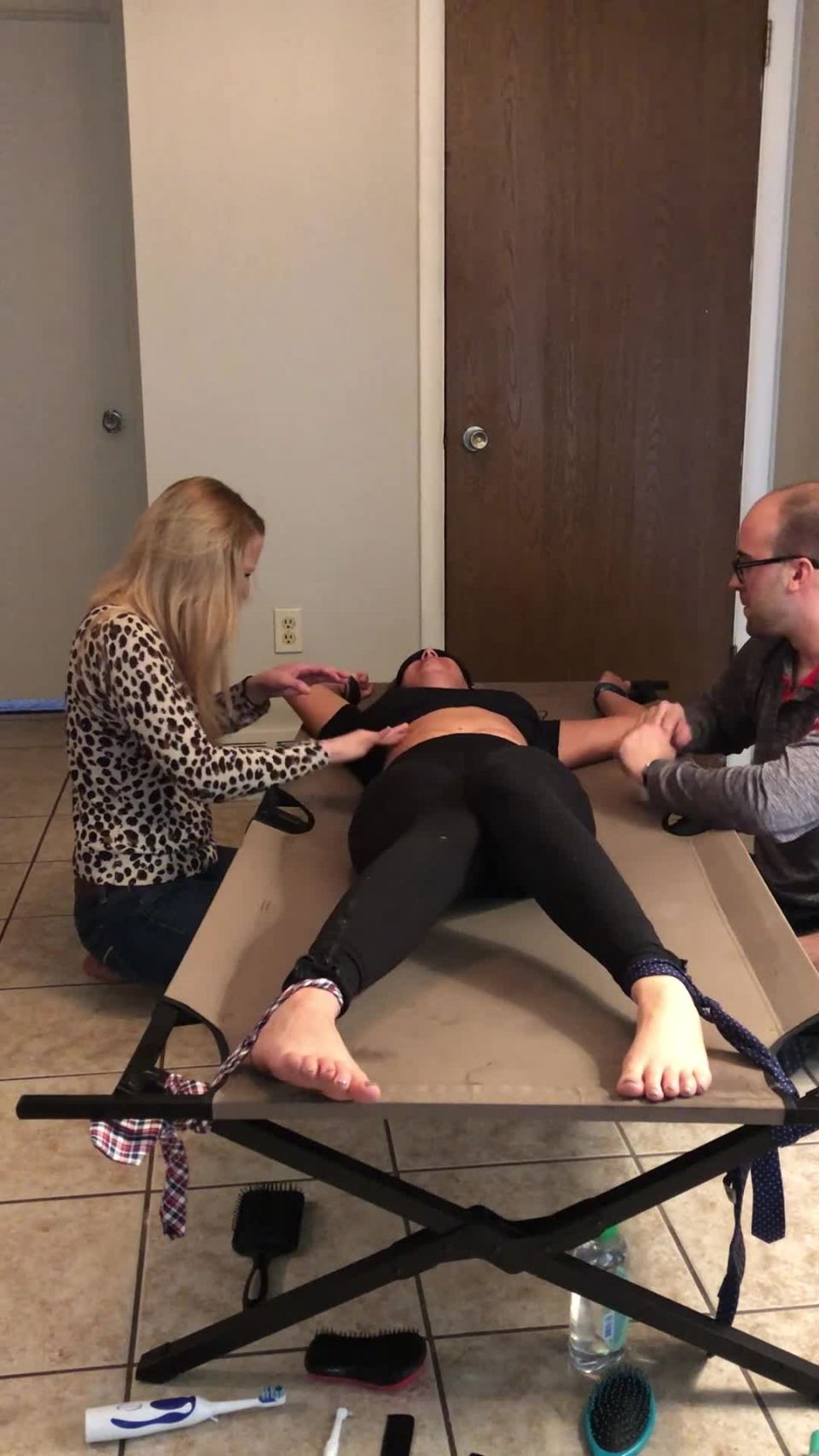 LegitTickling Carolyn Gets Revenge On Dakota - [Feet porn]