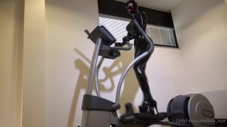 Heavy rubber workout part 2 Download New Porn Video Fast ...-5
