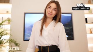 Brunette Gets Wild Handjob & Creampie on FullHD PornHub-1