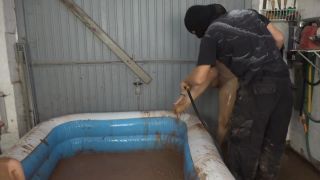 Playing in the mud Sex Clip Video Porn Download Mp4-8