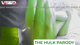 SHE HULK GREEN SPRAY TAN PAINT PARODY-8